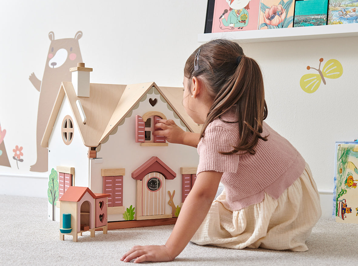 Cottontail Cottage – Beautiful Wooden Dollhouse with Furniture
