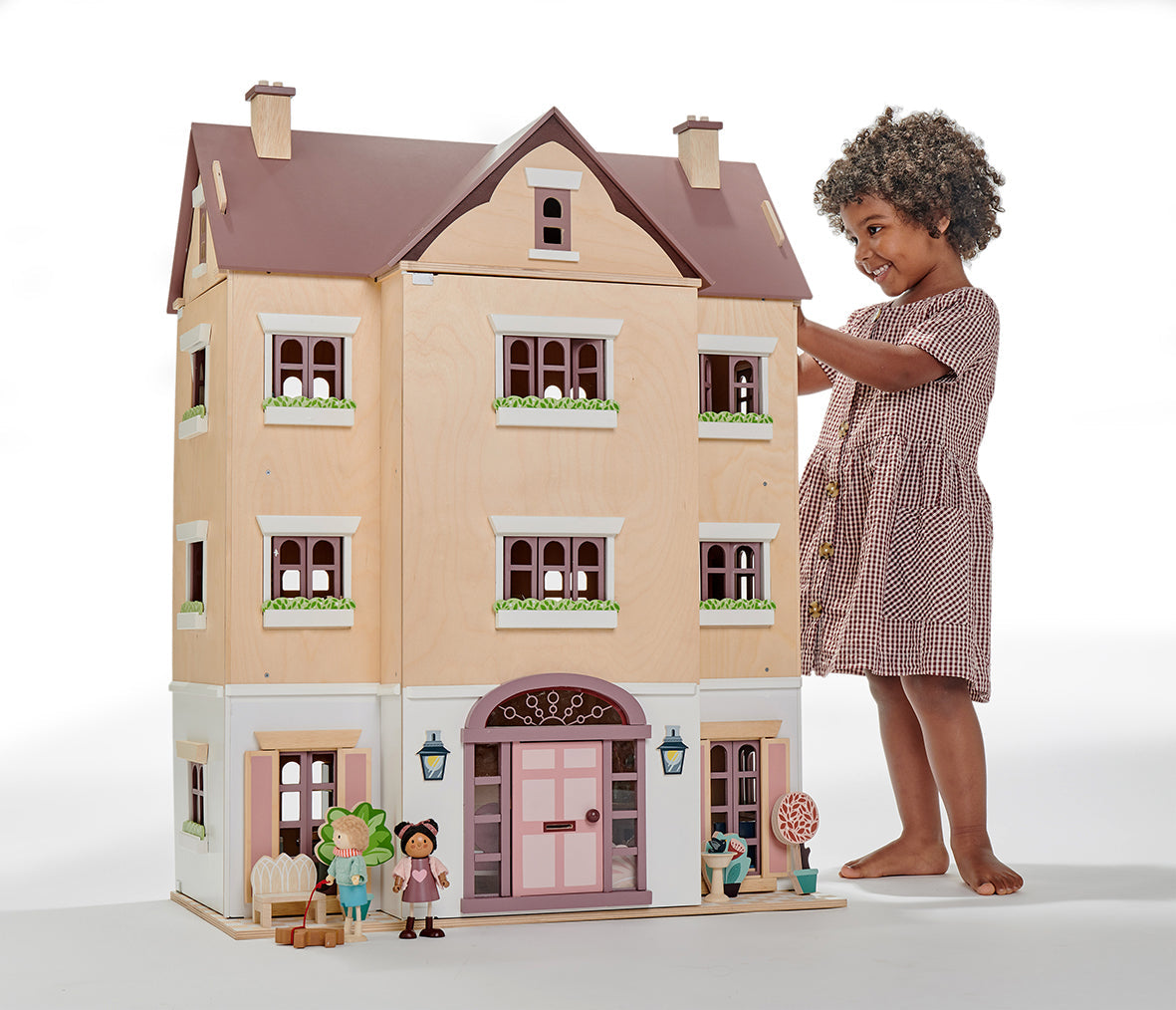 Fantail Hall – Large Wooden Dollhouse with Opening Front Panels