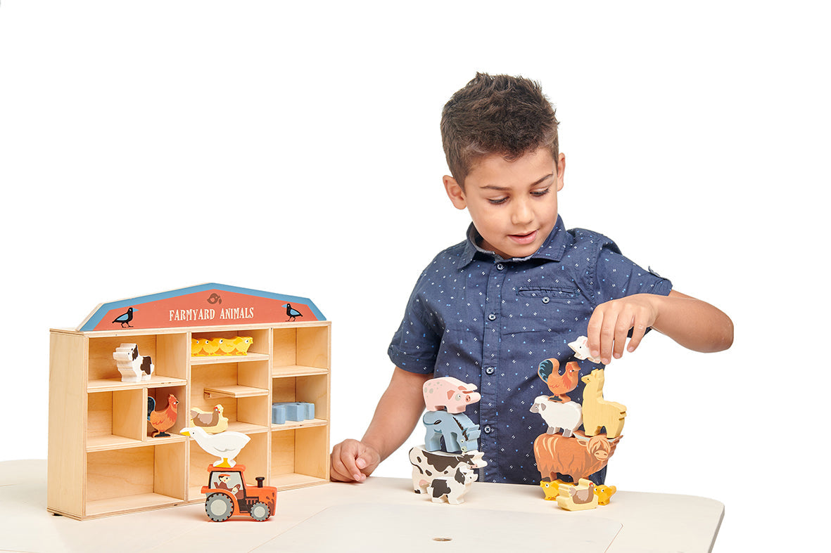 Farmyard Animals Shelf Set