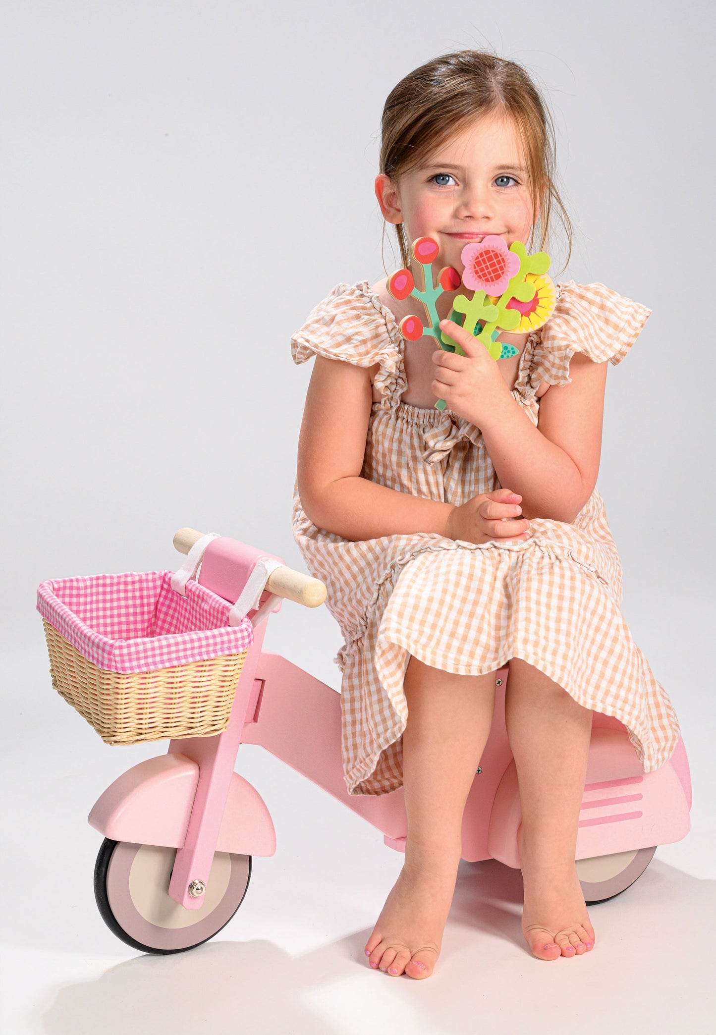 Wooden Pink Ride-On Scooter With Basket– Toddler Balance & Pretend Play Toy