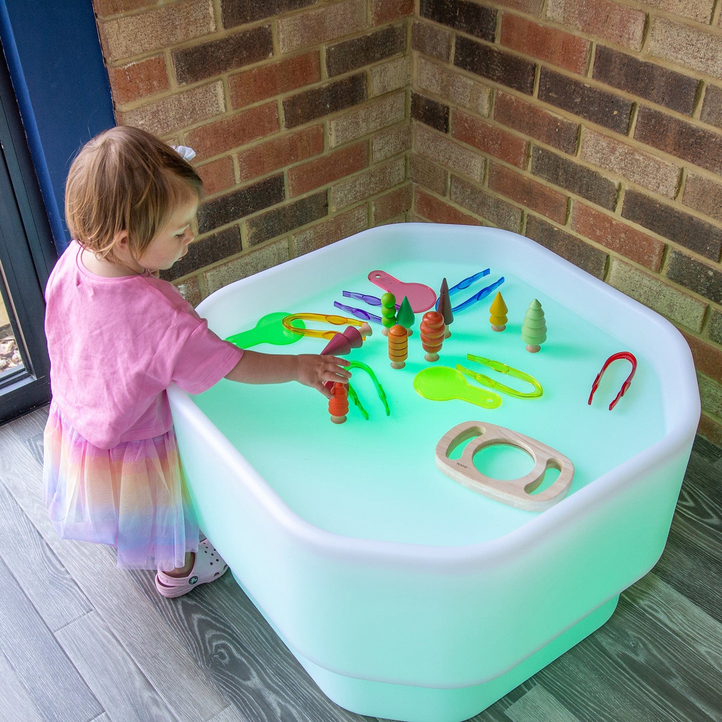 Discovery Glow Mini Tuff Table
