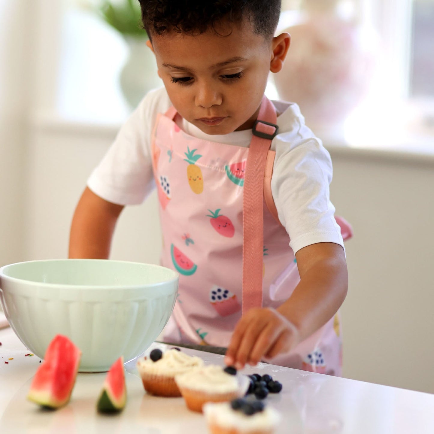 Bibetta Wipeezee Apron - Child's size - Pink Yummy Treats