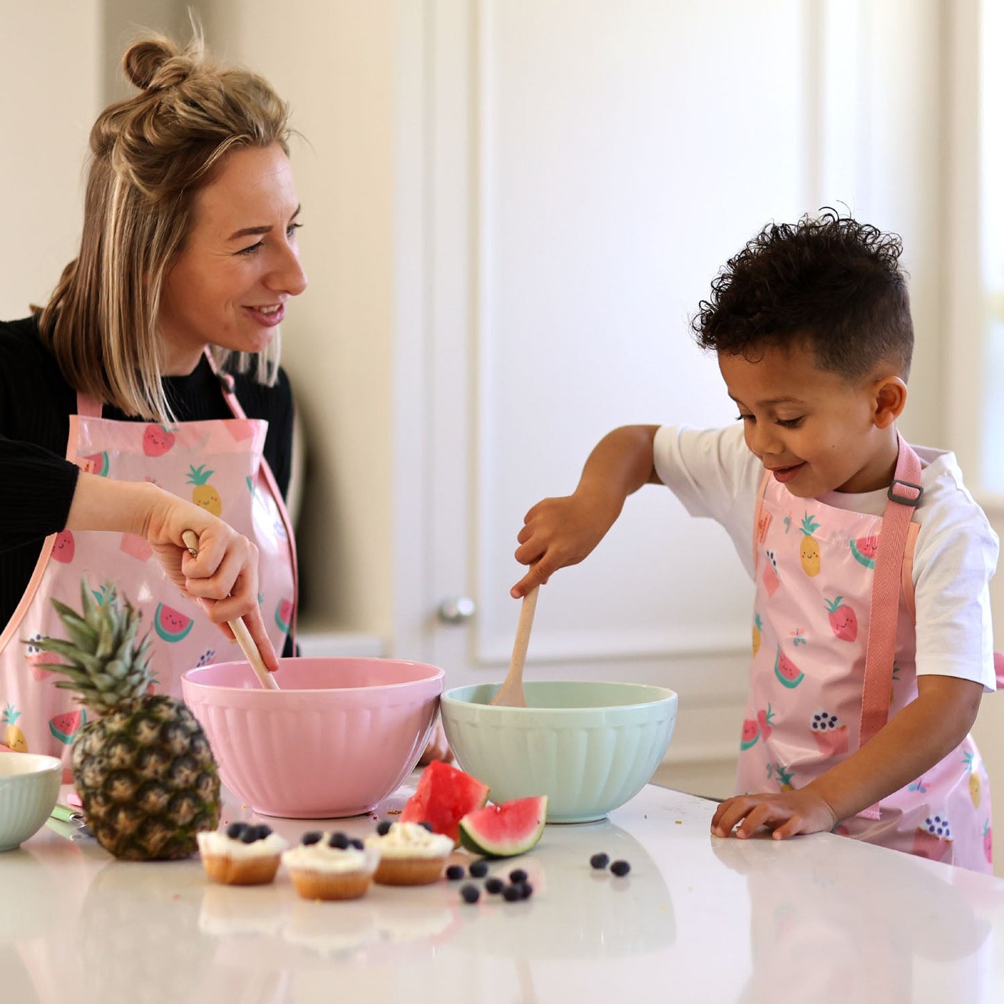 Bibetta Wipeezee Apron - Child's size - Pink Yummy Treats