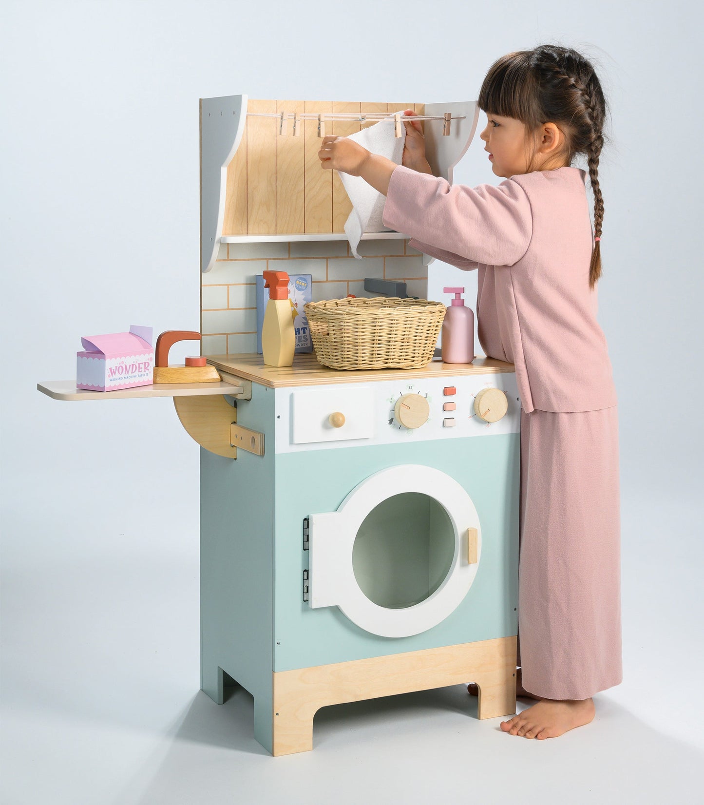 Wooden Laundrette – Pretend Washing Machine Toy for Toddlers