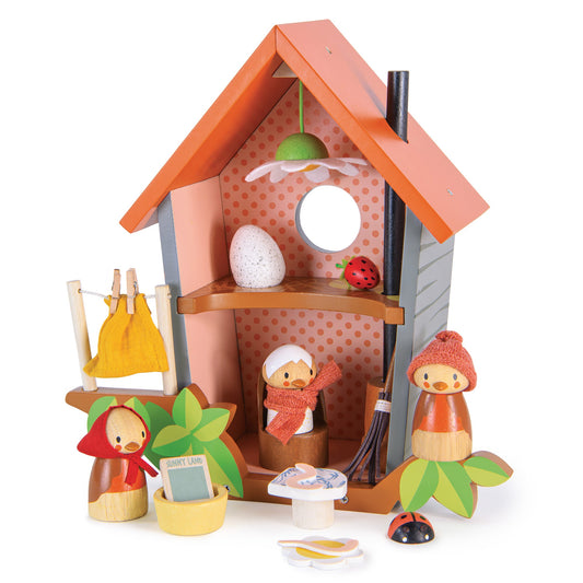 Robin’s Nest Box – Wooden Birdhouse Nature Play Set for Kids