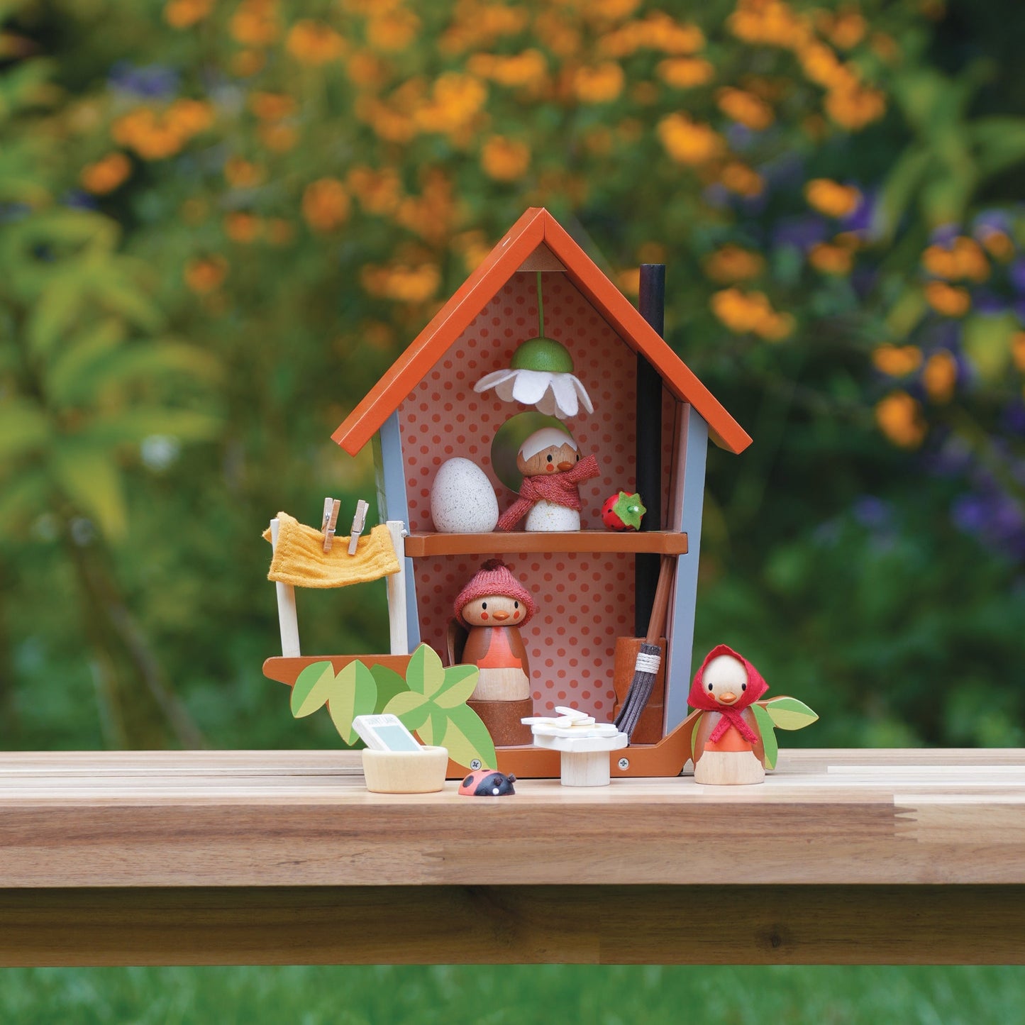 Robin’s Nest Box – Wooden Birdhouse Nature Play Set for Kids