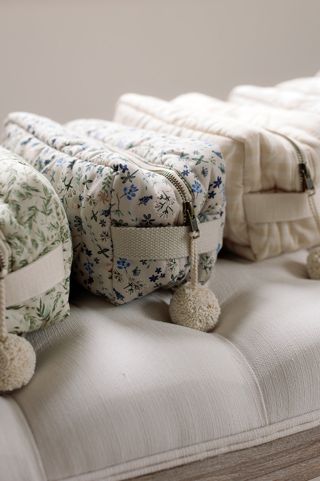 Quilted Washbag - Gingham Beige
